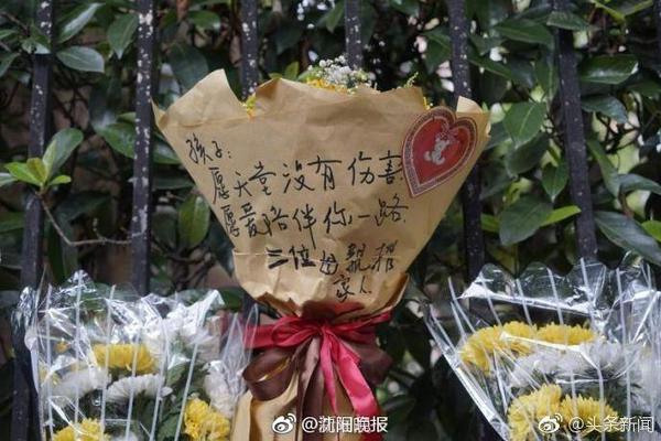 记者：如果开拓者寻求交易霍勒迪 湖人是最合适的归宿之一